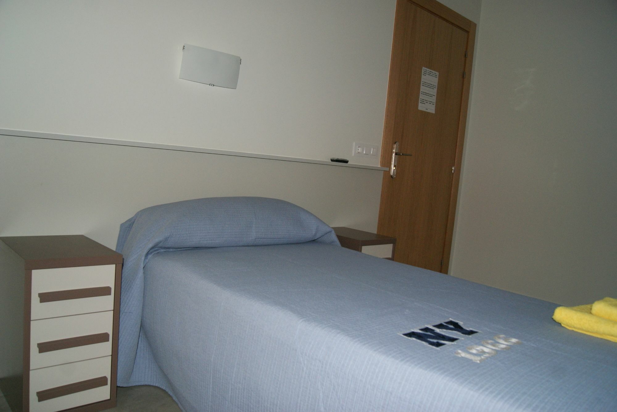 Pension Calfred II Logroño Exterior foto